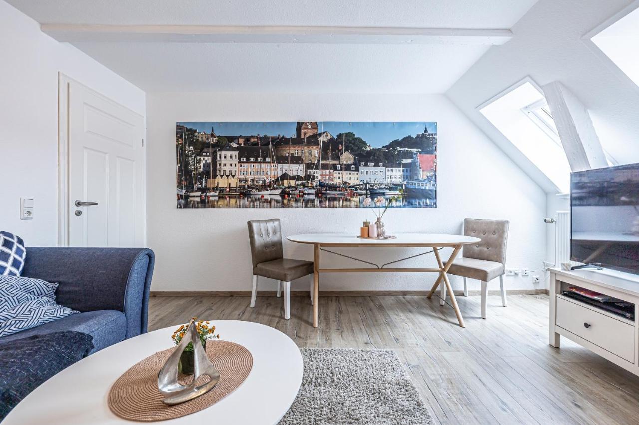 Fewo1846 - Im Sonnenhof - Komfortable 2-Zimmer-Wohnung Im Stadtzentrum Фленсбург Екстер'єр фото